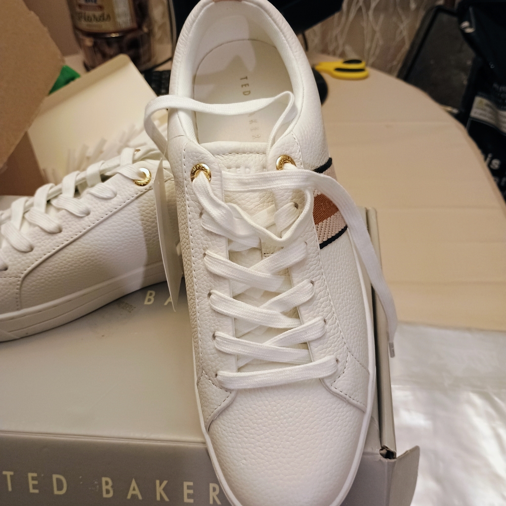 Ted Baker White Sneakers - Picture 2 of 7